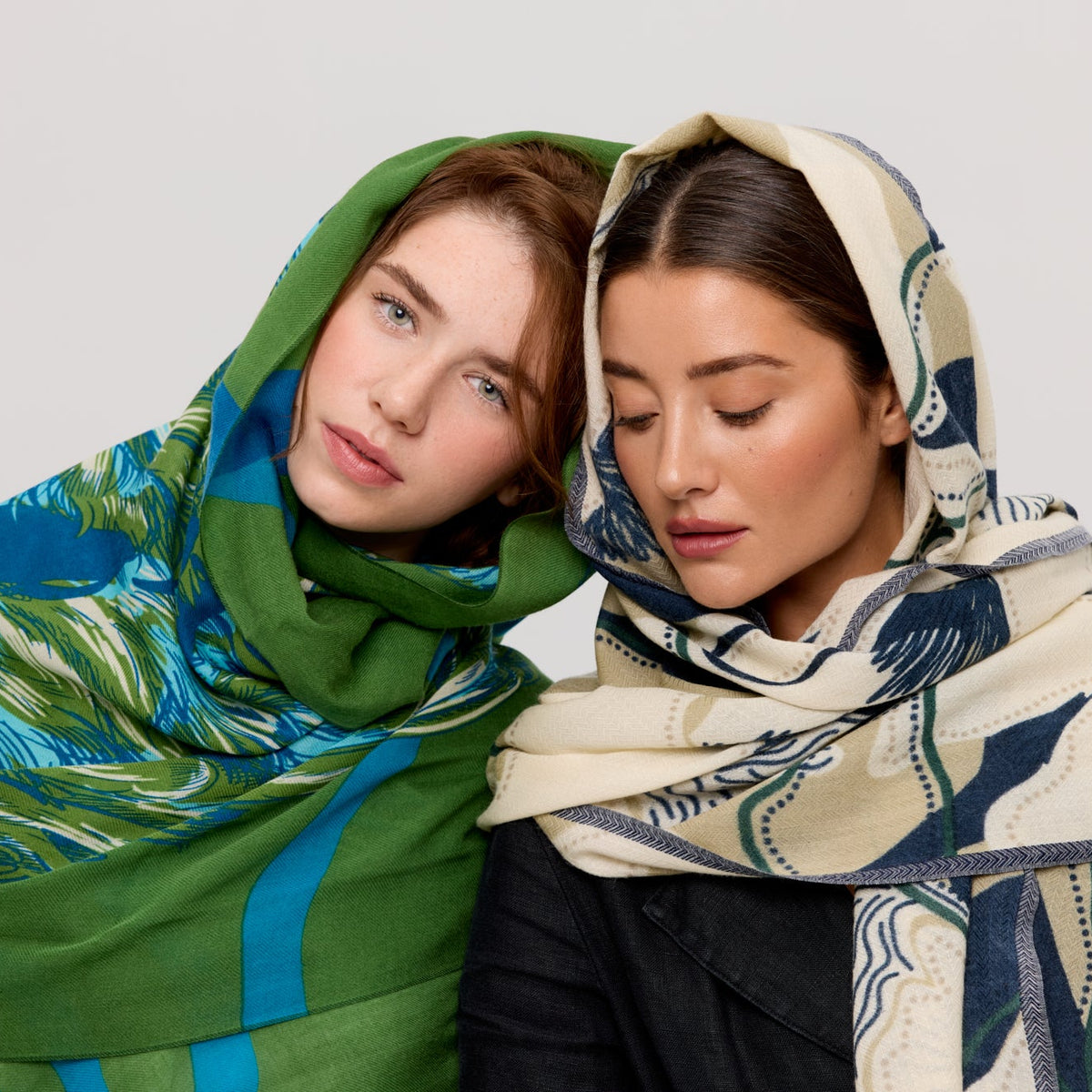 Foulard #5 Dame nature et ses monarques