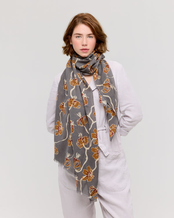 Floral merino wool scarf in gray and amber - Lily