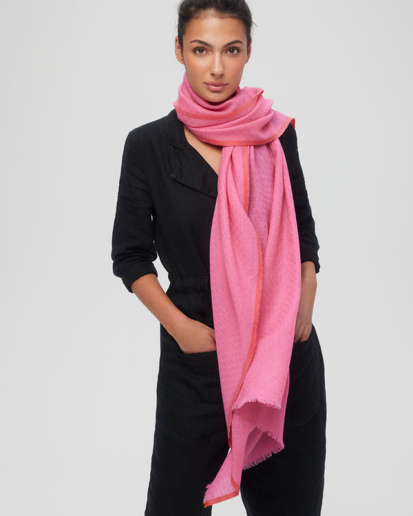 Large-Lightweight-Pink-Merino-Wool-Textured-Weave-Scarf-Princesse_Dragon