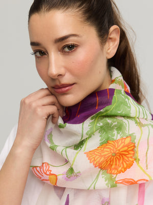 Detail of the orange and purple floral print on cotton silk, Princesse & Dragon Montréal